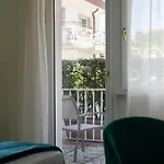 ホテル Excelsior Bay 4*