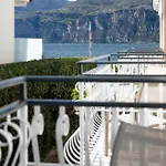 ホテル Excelsior Bay 4*