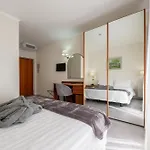 Excelsior Bay 4* 말세진느