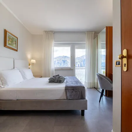 Excelsior Bay Ξενοδοχείο 4*