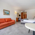 Excelsior Bay 4*
