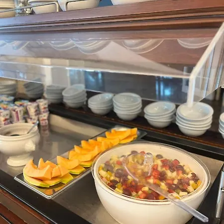 מלון Excelsior Bay