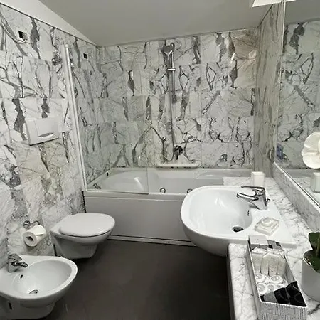 Hotel Excelsior Bay 4*