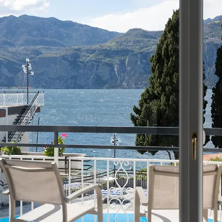Excelsior Bay 4* Malcesine