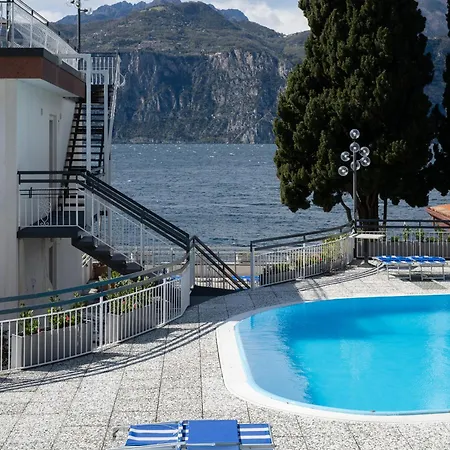 Excelsior Bay 4* Malcesine