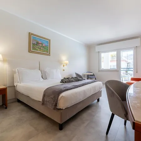 Hotel Excelsior Bay 4*