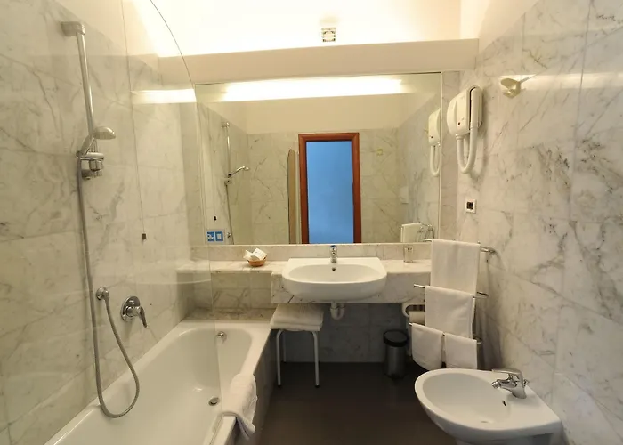 Excelsior Bay Hotel 4*