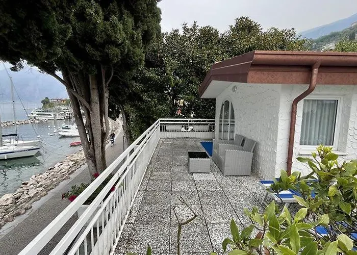 Excelsior Bay Hotel 4*