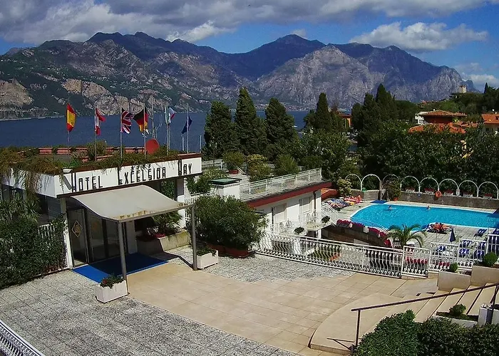 Excelsior Bay Hotel 4*